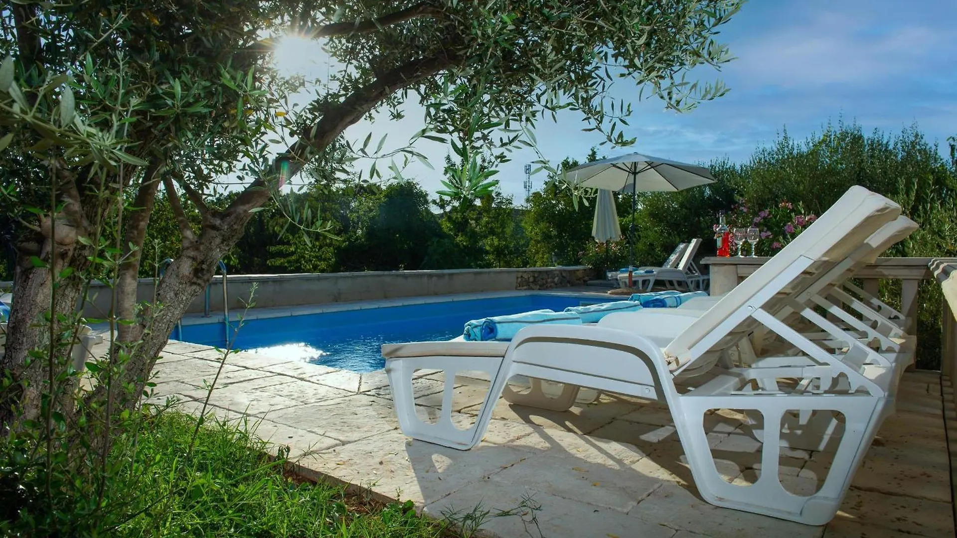 Apartment Villa Dada Linardici