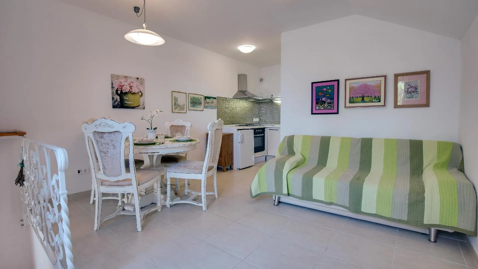 Villa Dada Linardici 0*,